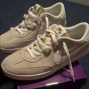 Nike Men's Beige and White Sneakers
